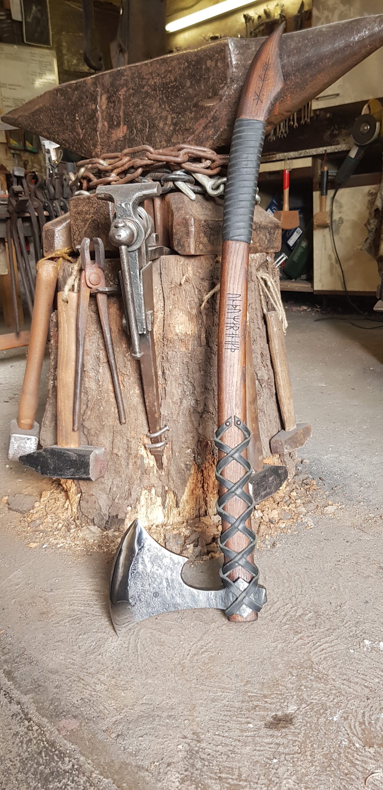 Cimmerian Bane "The Reaver" Axt (Cimmerian Bane "The Reaver" axe) 5