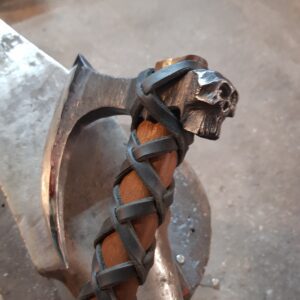 Handgeschmiedete Fantasy-Axt (Hand-forged fantasy axe) 4
