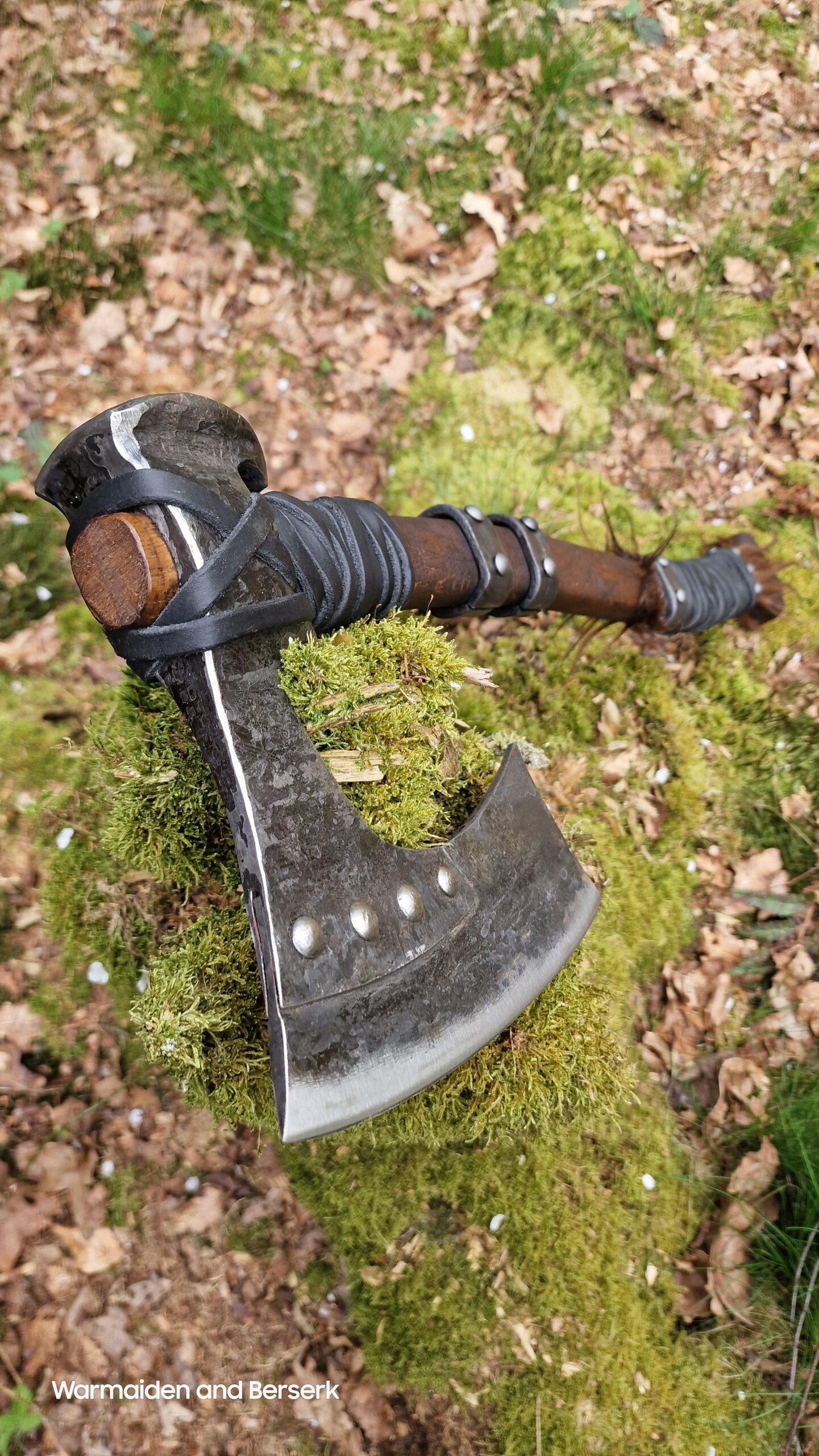 Gewaltige Fantasy Axt epischer Legenden (Massive fantasy axe of epic legends) 6